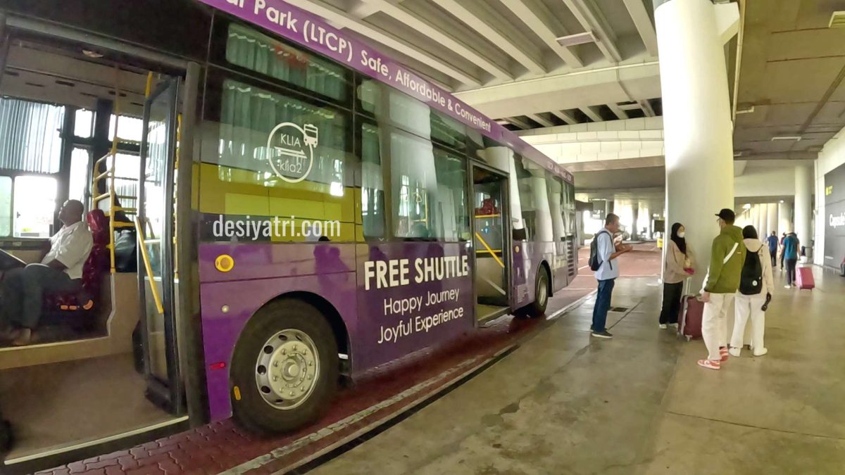 Free Shuttle Bus Boarding Point at KLIA2